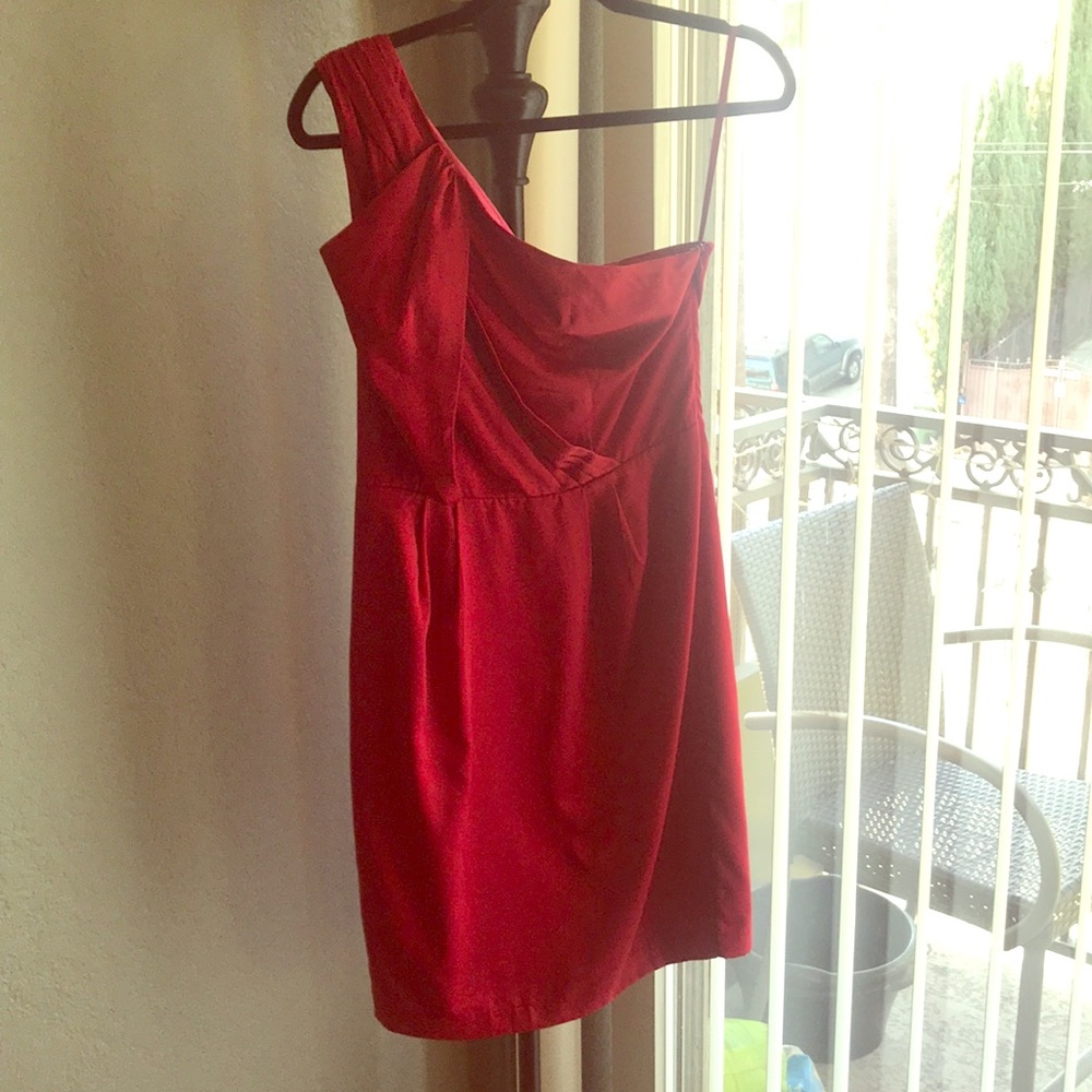Size 6 Limited Event red one shoulder dress